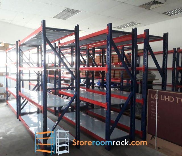 Racking System In Warehouse — Installation For Retail Storage Purposes